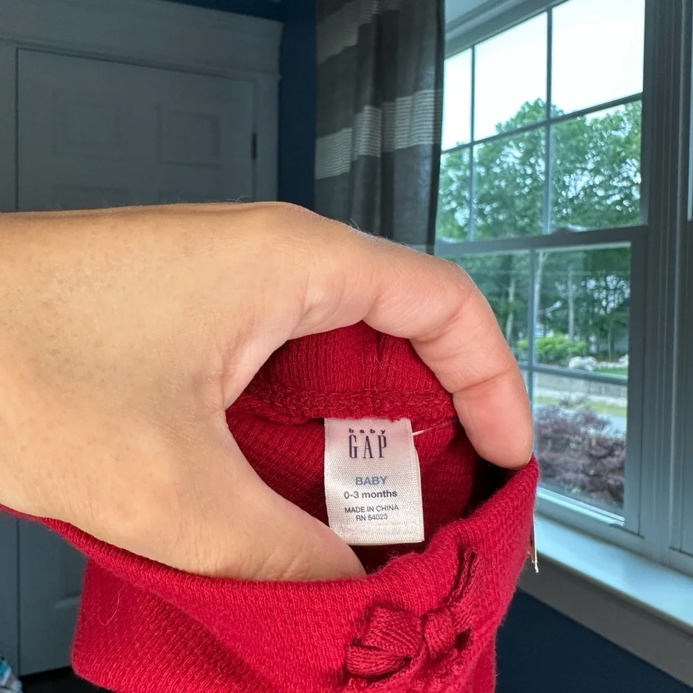 GAP Red Pants Size 0-3 months‎ NWT